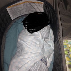 Graco pack & play - Free
