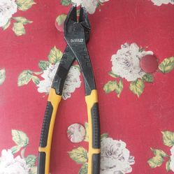 DeWalt cutting pliers