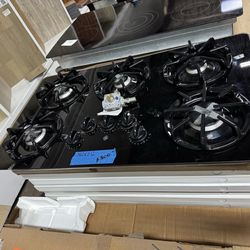 Kitchen cooktop gas 21 1/2 inch x37 inch used good condition