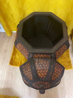 Large Woven Wicker Lidded Basket/Brown