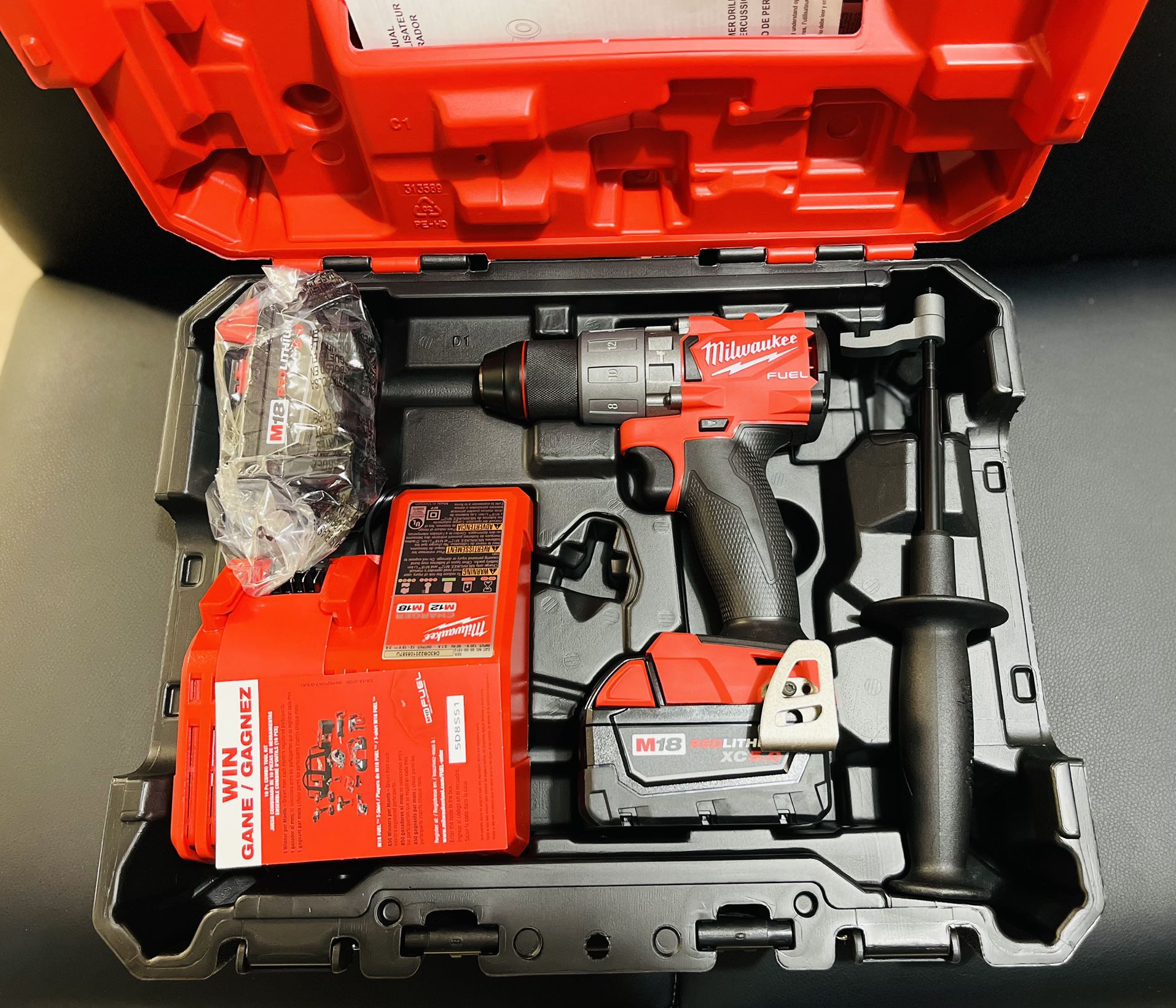 Milwaukee M18 FUEL 18V Lithium-Ion Brushless Cordless 1/2 in. Hammer Drill Driver Kit with Two 5.0 Ah Batteries and Hard Case-New