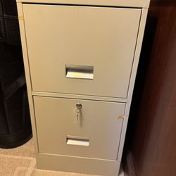 File Cabinet With Key