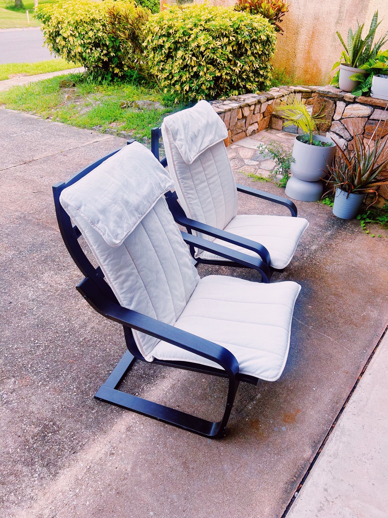 Modern Lounge Armchairs 