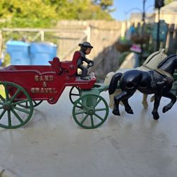 Vintage Cast Iron SAND and GRAVEL Horse Drawn Toy- Kenton