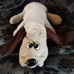 Vintage Large 1980s Pound Puppy