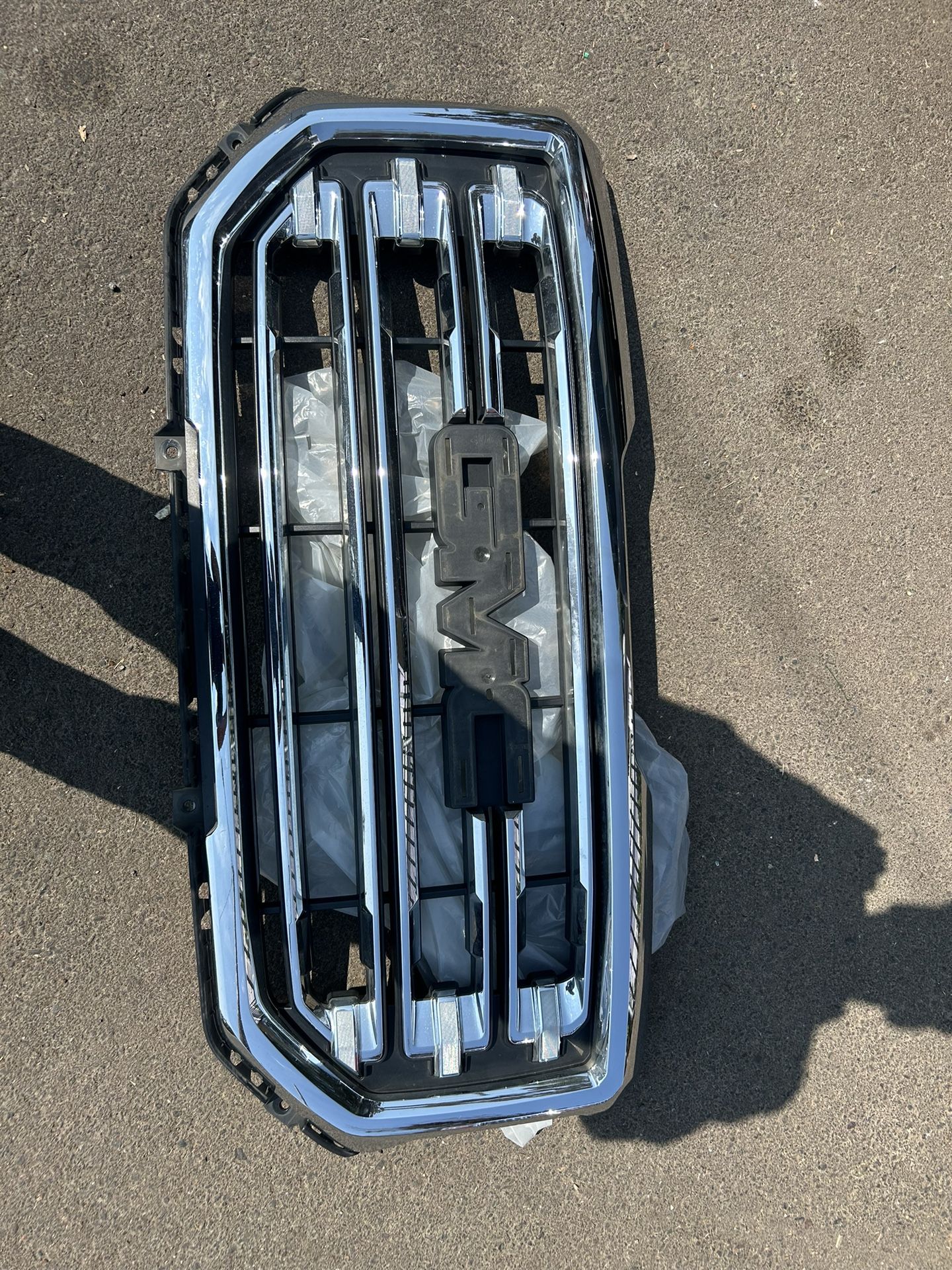 2016-2018 1500 GMC Sierra Grill Oem 