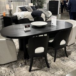 Rowanbeck Black Dining Room Set / 7pc