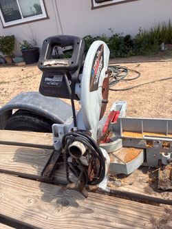 Delta 12" Sliding Compound Miter Saw