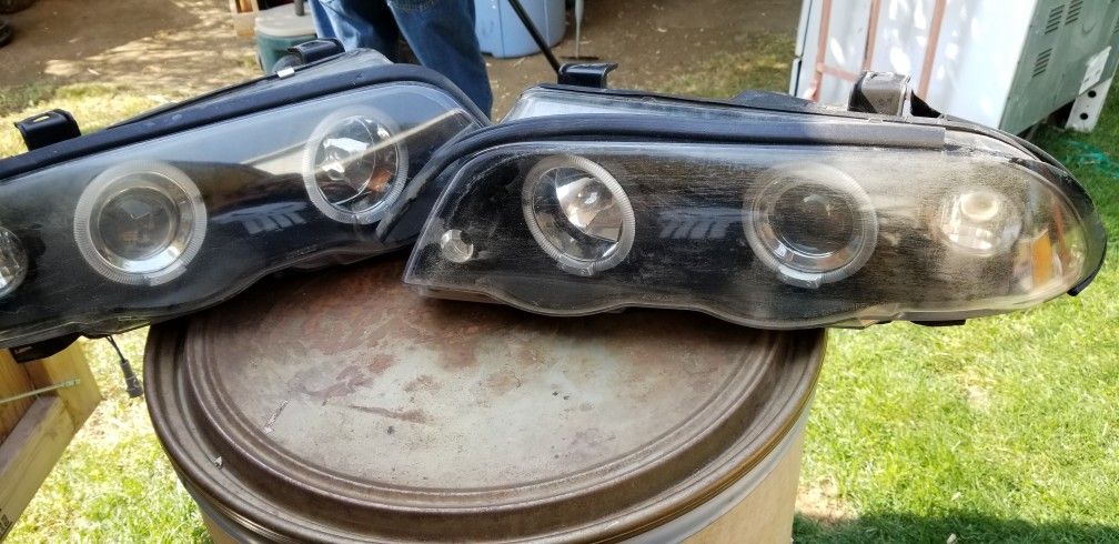 3 Series BMW Headlights