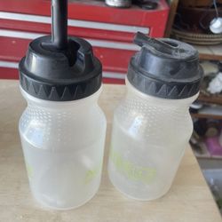 Reusable Water Bottles For Hiking, Biking, Camping 