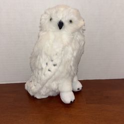 Harry Potter Plush Owl 12 Inches Tall. B30