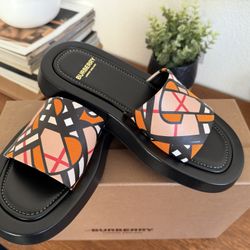 Burberry Slides Sandles 36/6