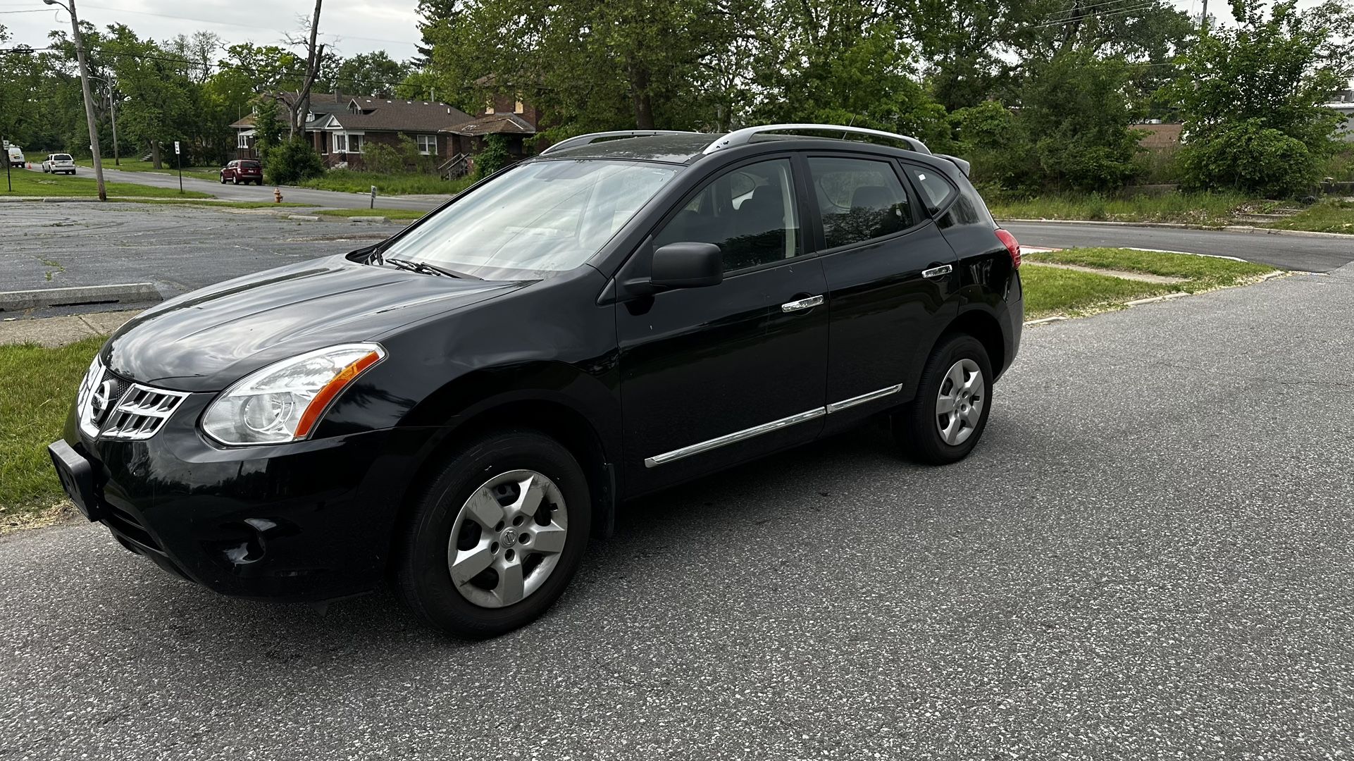 2014 Nissan Rogue Select