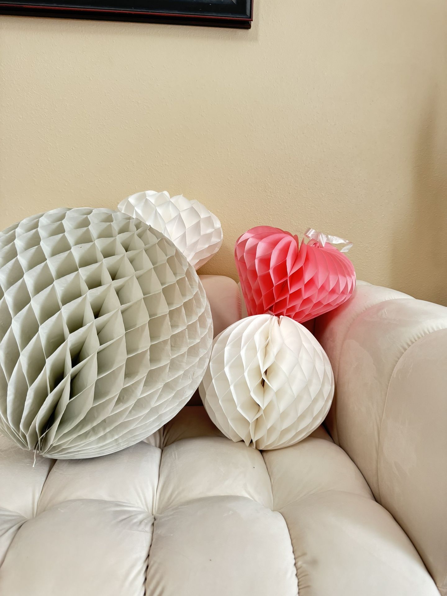 Set of 4: Hangable Party Pom Poms! (foldable)