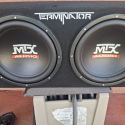 SPEAKERS BOSINAS AND AMPLIFIER BOSINAS CON AMPLIFICADOR MTX 12 INCHES GOOD CONDICIÓN ABLO ESPAÑOL