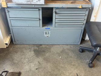Adrian steel tool box