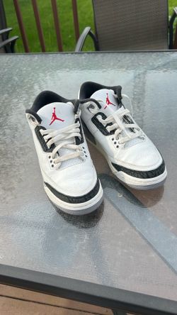 Jordan 3 black cement size 6.5y