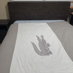 Queen Bed Frame And 1 Side Table