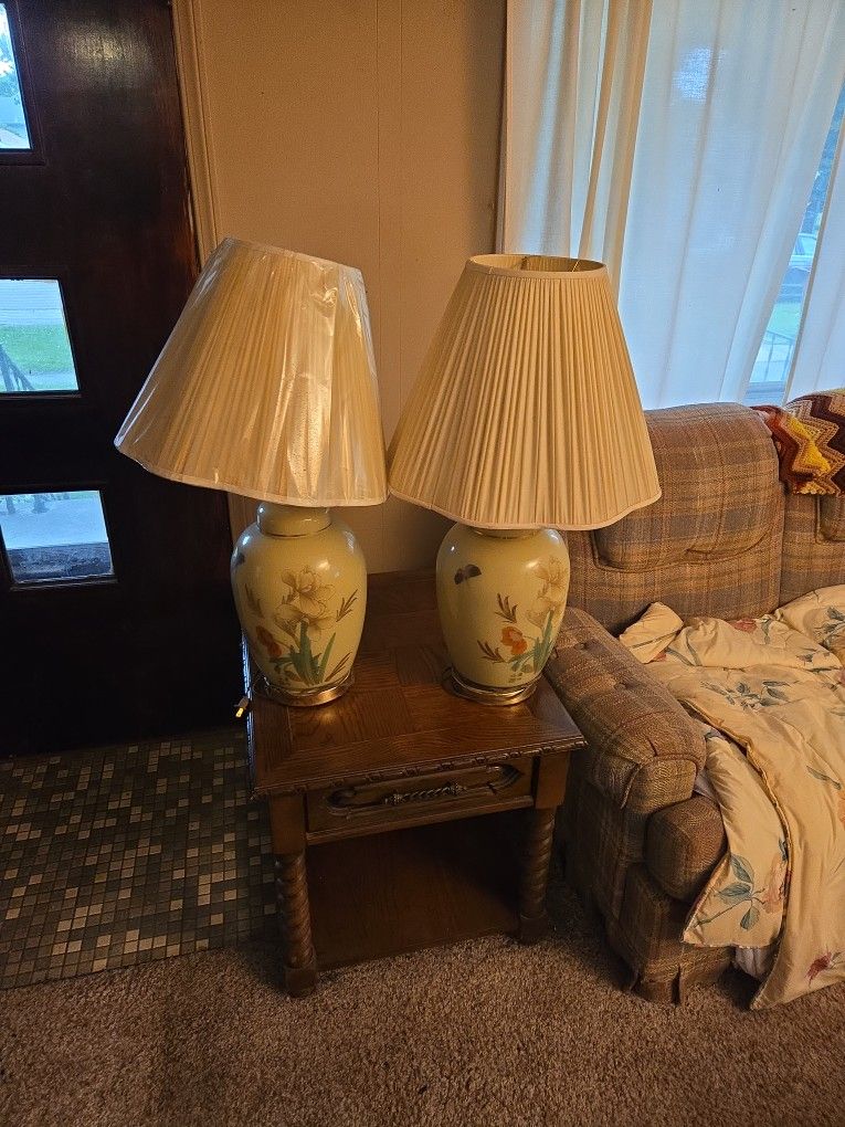 Two FREE Lamps