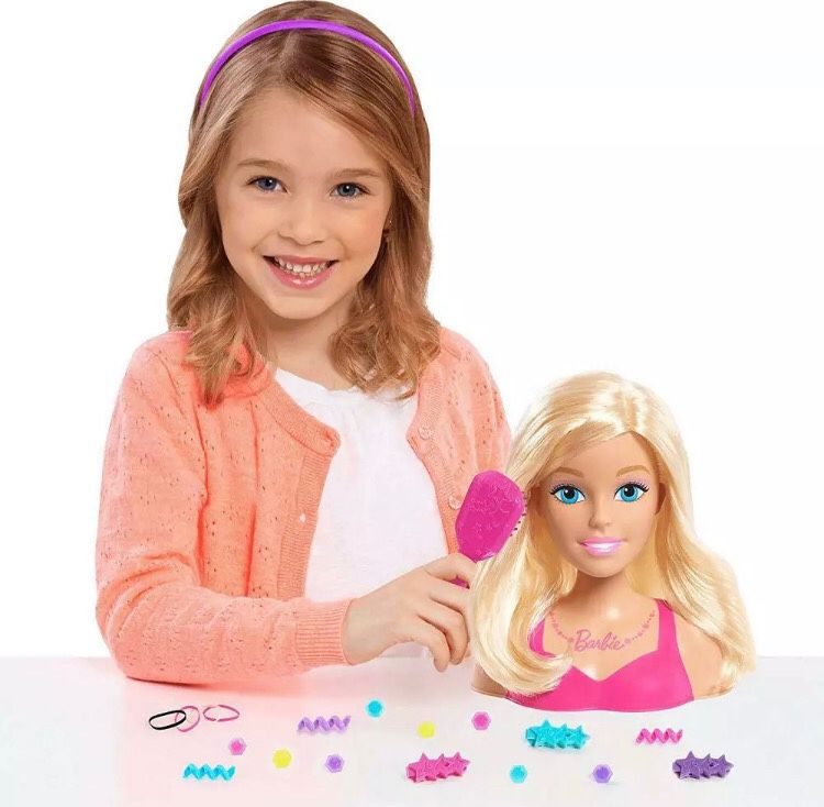 Barbie 20 Piece Styling Head Set