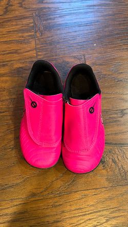 Toddler cleats
