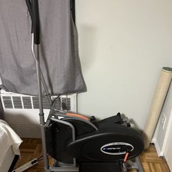Elliptical Trainer Machine
