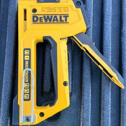 Dewalt Multi Tacker Staple Gun