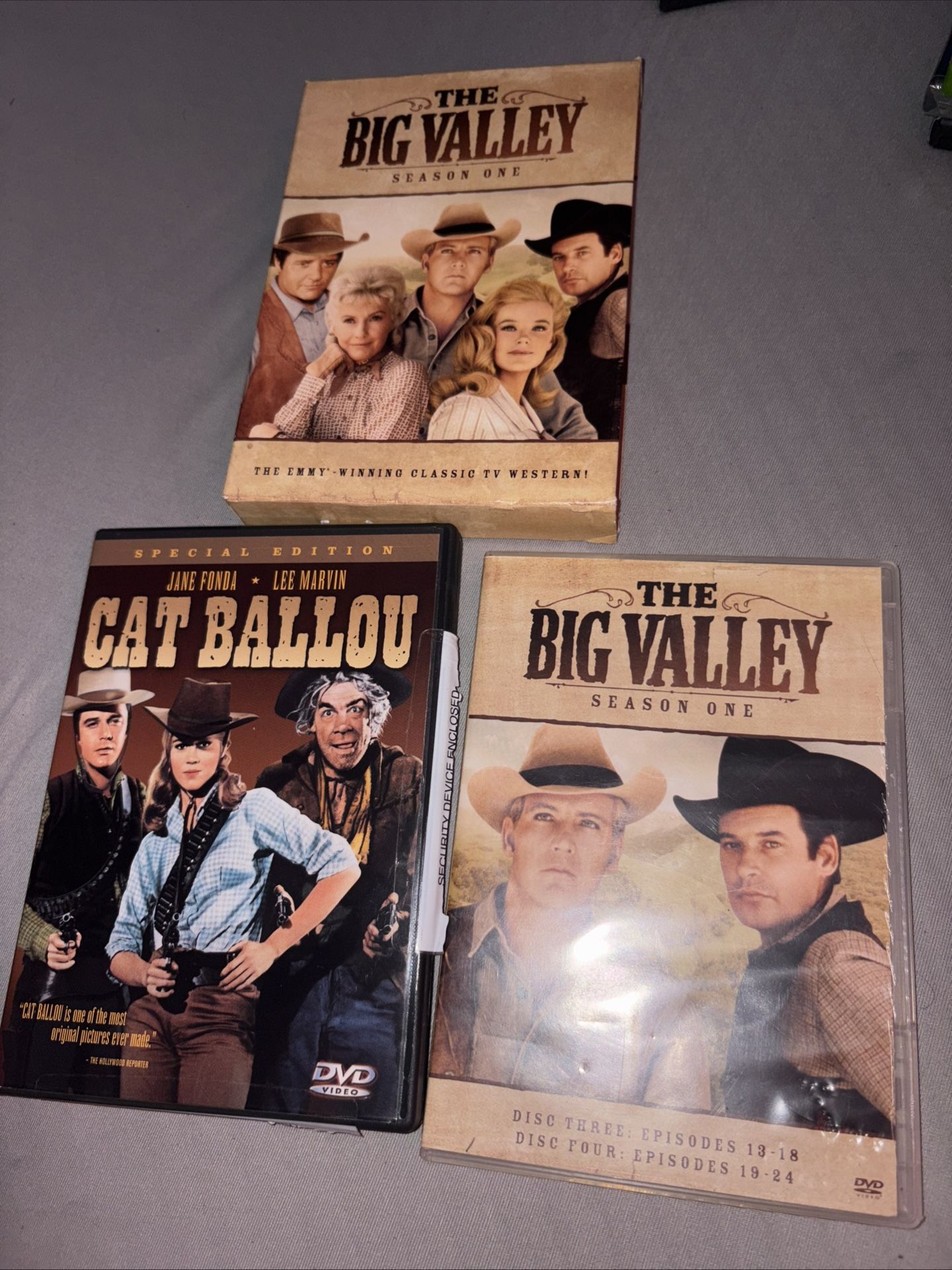 The Big Valley - Season 1 (DVD Barbara Stanwyck/cat Ballou Fonda Jane Only 2 discs included of the 5 dvd set and cat ballou