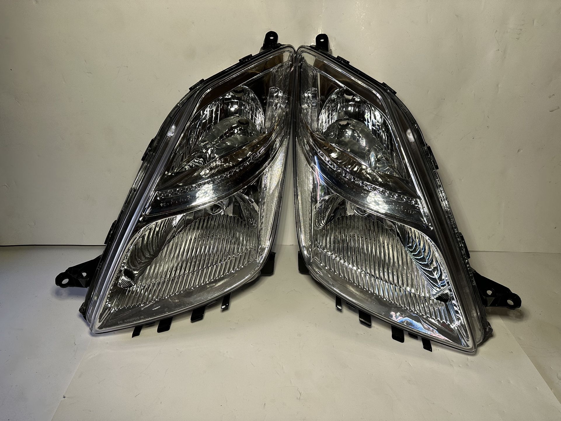 Toyota Prius Headlight Year 2006-2009