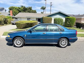 2000 Volvo S40