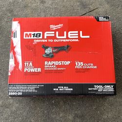 Milwaukee M18 FUEL 18V Lithium-Ion Brushless Cordless 4-1/2 in./5 in. Grinder w/Paddle Switch (Tool-Only