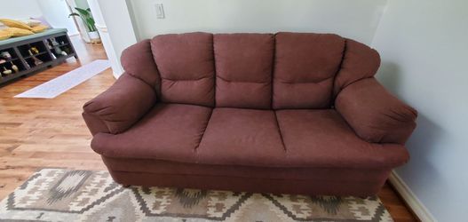 3+1+1 maroon comfy sofa set