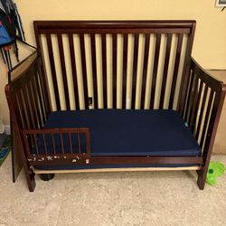 Free Toddler Bed/crib