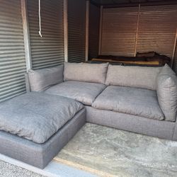 Cloud Couch W Ottoman 