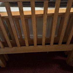 Bed frame twin size