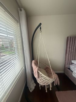 Indoor swing