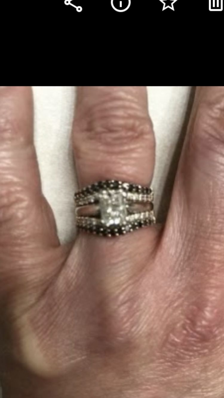 Two karat white and black diamond wedd set rose and white gold