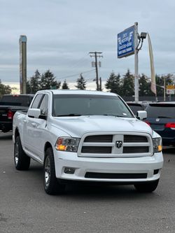 Ram 1500 Crew Cab Pickup Truck White