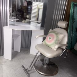 Stylist / Barber Chair + Station