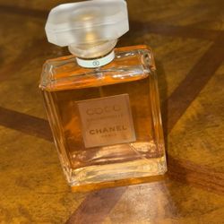 Chanel Coco Mademoiselle Perfume - Elegant Orange Fragrance