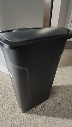 Black Plastic Trash Can with Swing Lid