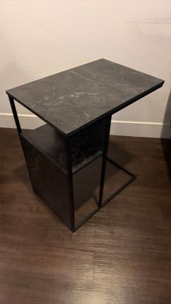 Cubiker side table