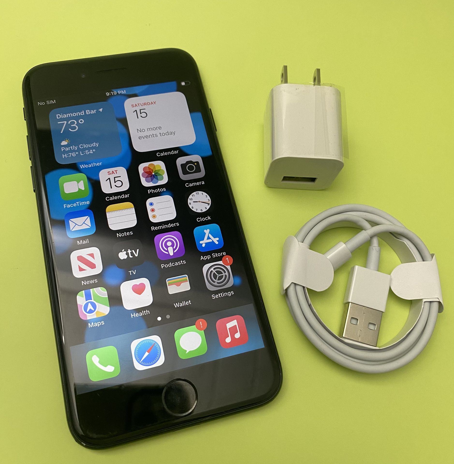 Apple IPhone 7 32 GB unlocked for all carriers 