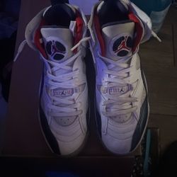 Nike Jordan Jump man Two Trey