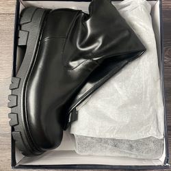 Classic Black Leather Over-the-Knee Boots Chunky Sole Zipper Pull On NIB sz 10