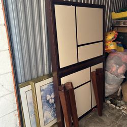 Modern Dining Table $45 🎁🍀🔥🎈 Table, Kitchen Table, Craft Table.