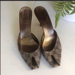 Gucci Mule Shoes size 8 1/2