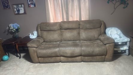 Recliner couches