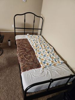 Twin bed frame + mattress