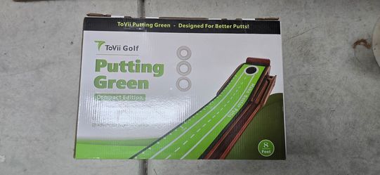 ToVii Golf Putting Green Compact Edition 8 Feet
